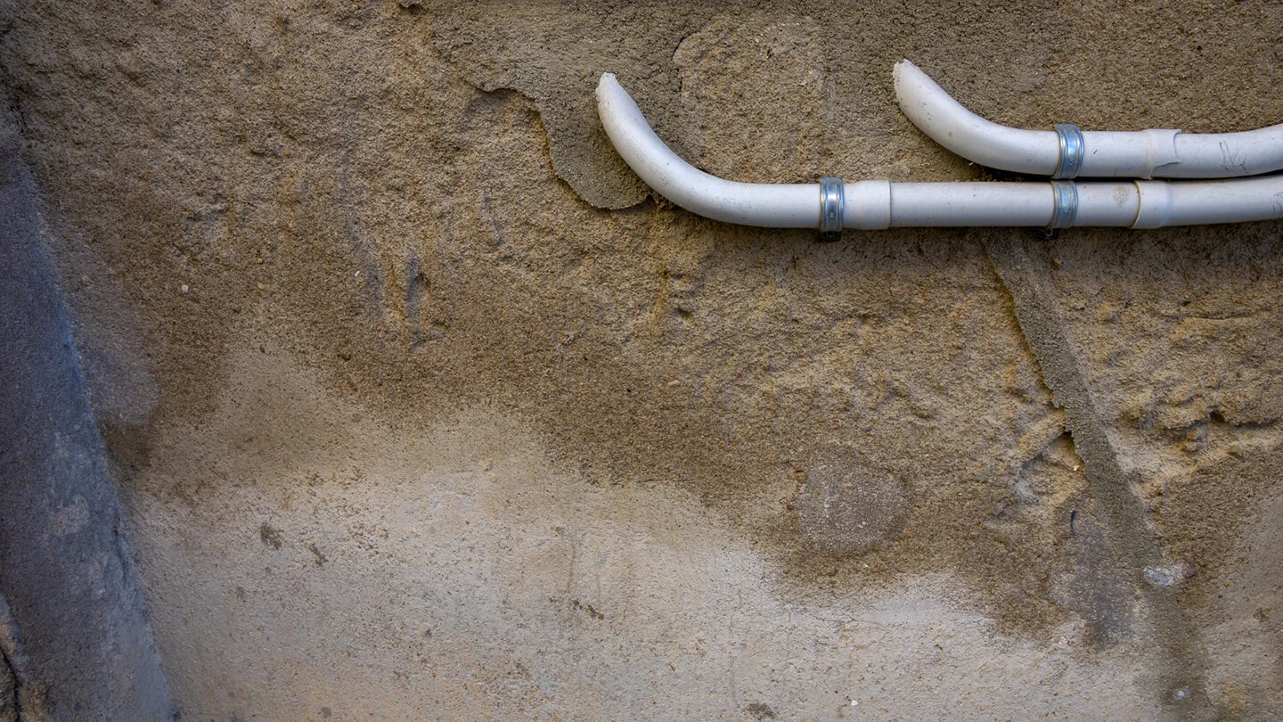 2white_pipes72.jpg