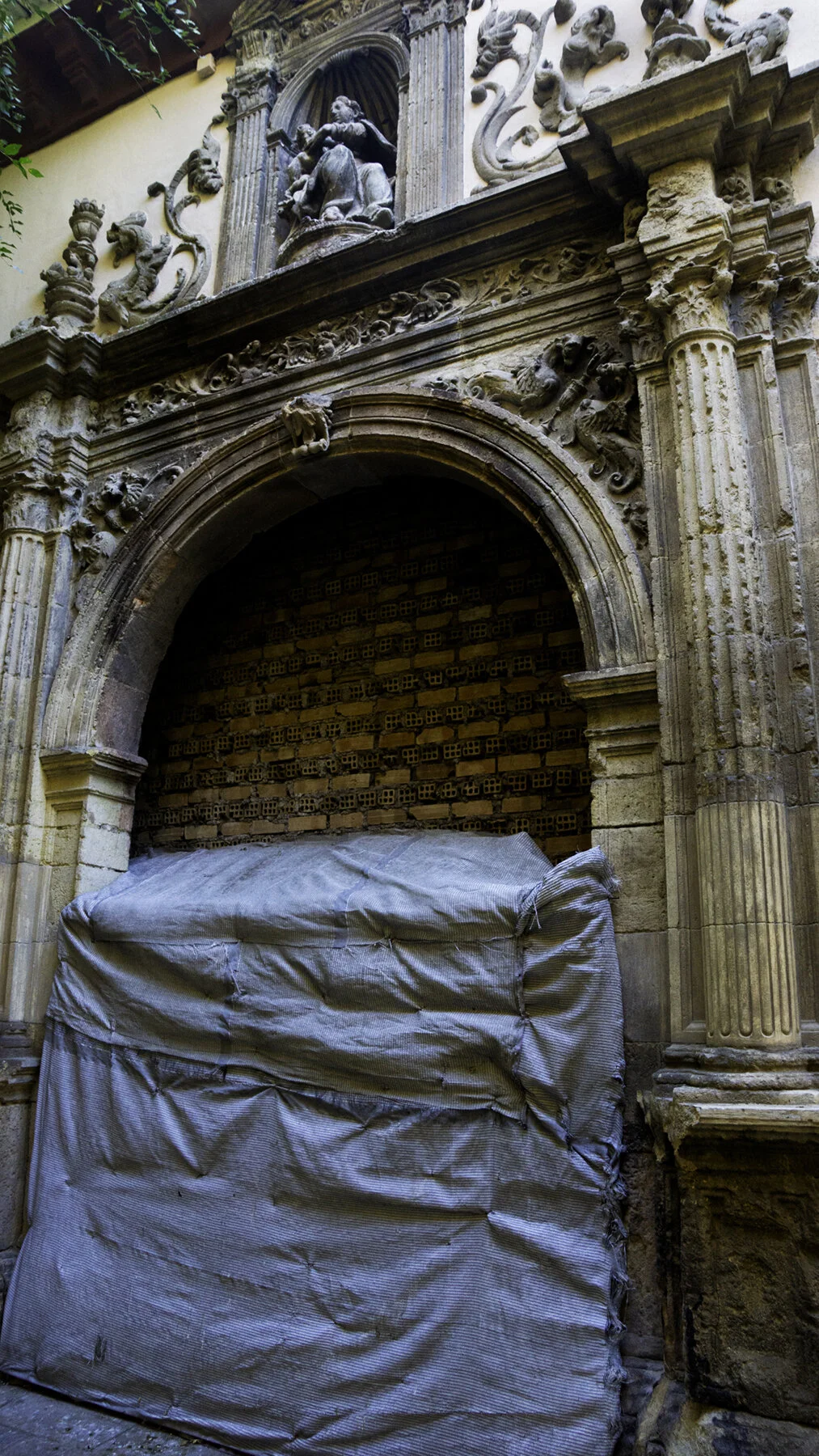 entrada_cerrada72.jpg