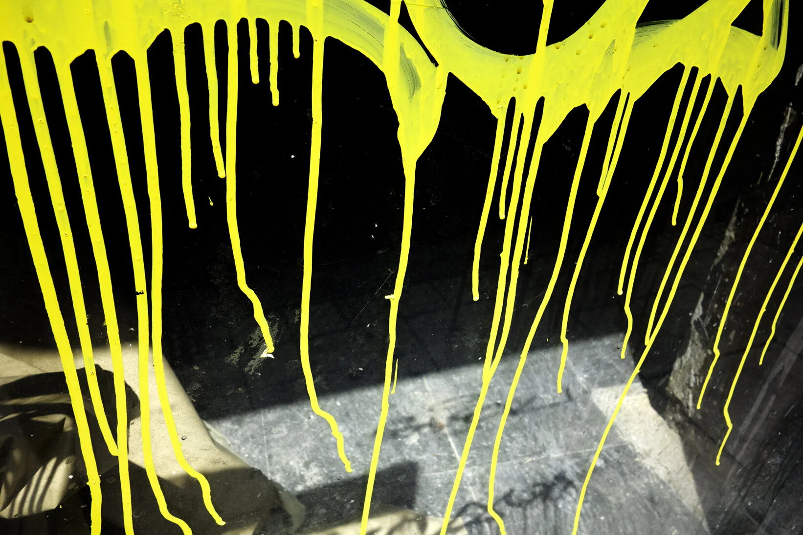 yellow_rain72.jpg