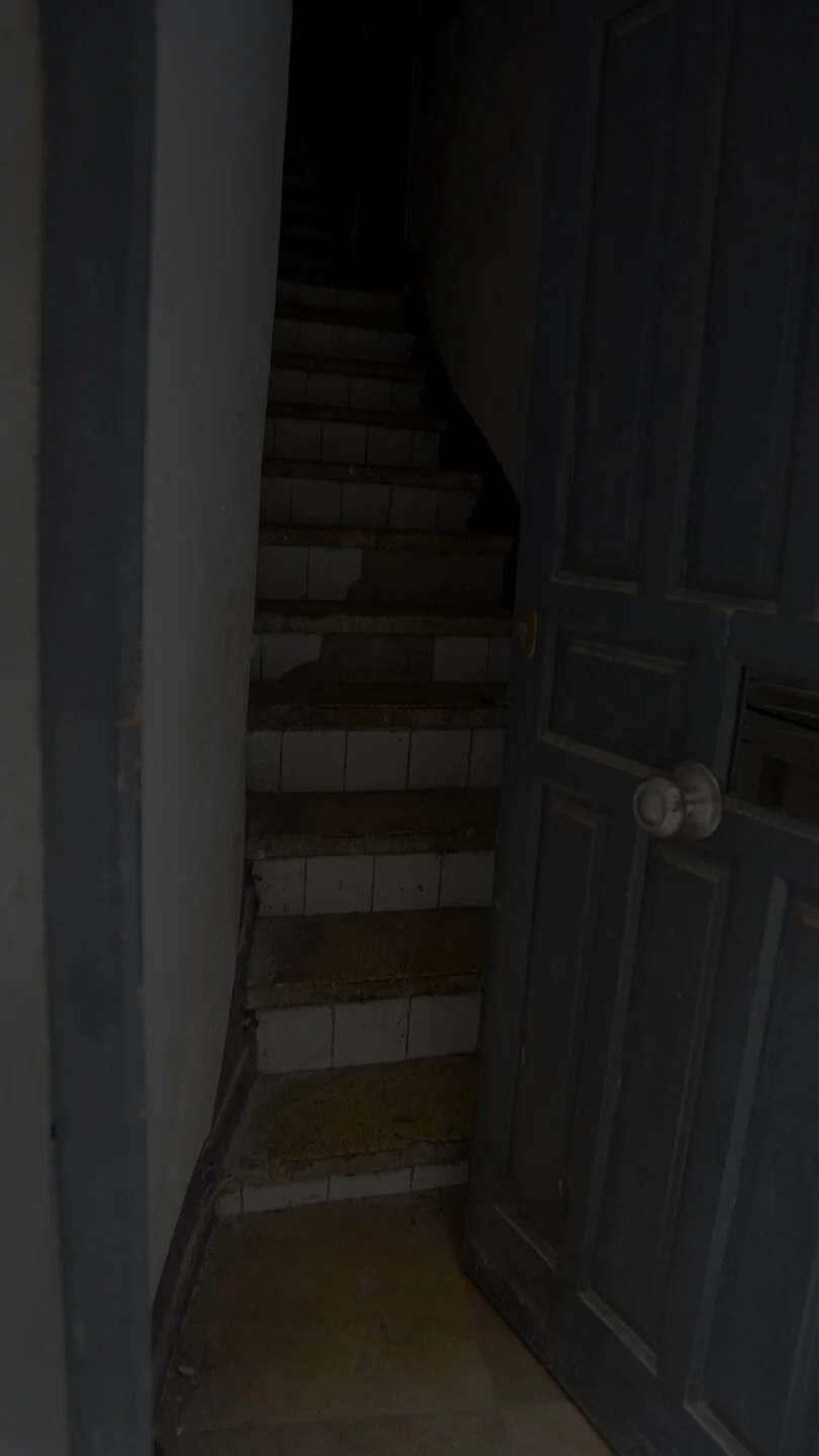 entrance_greydoor72E.jpg