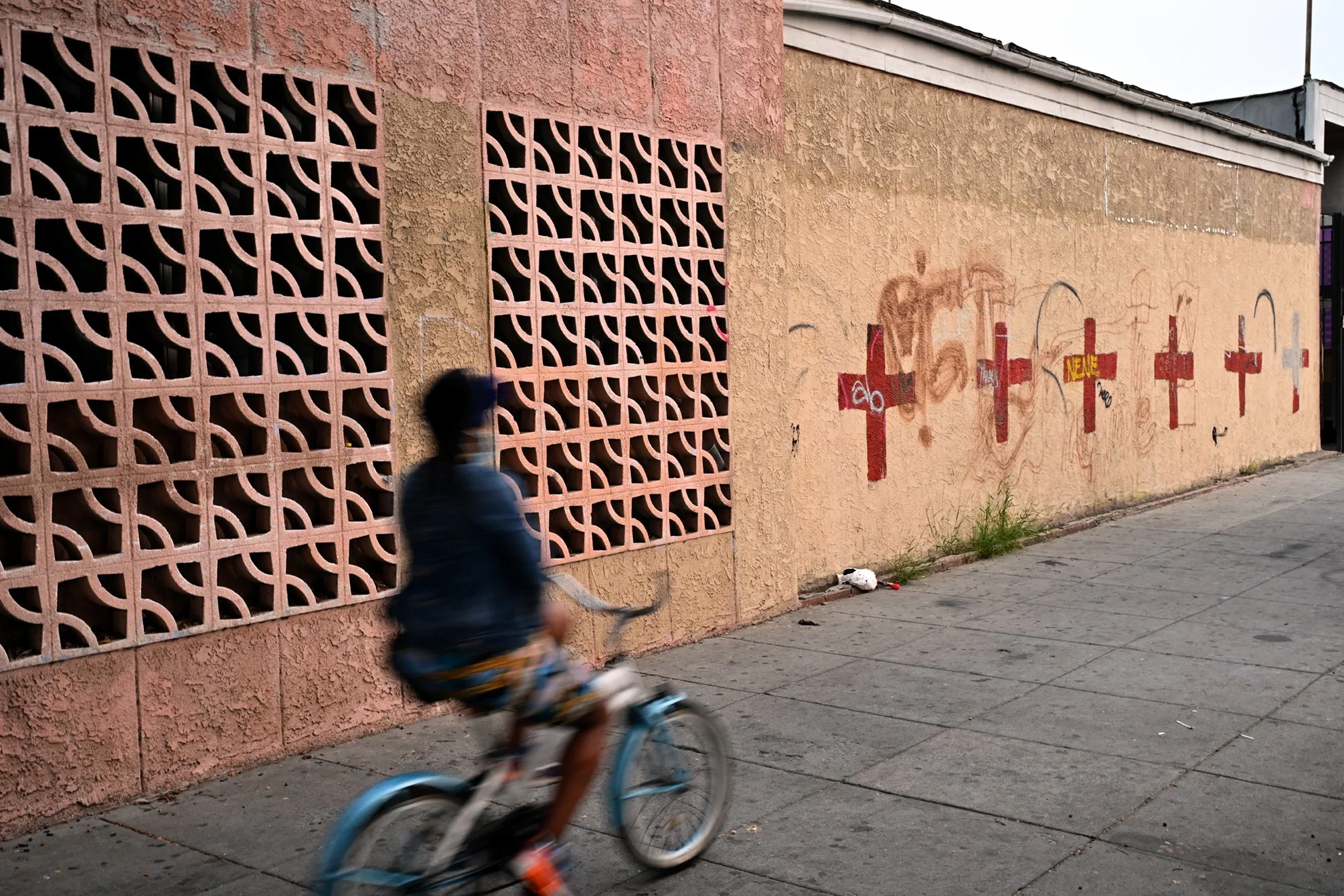 6crosses_bike_453F72.jpg