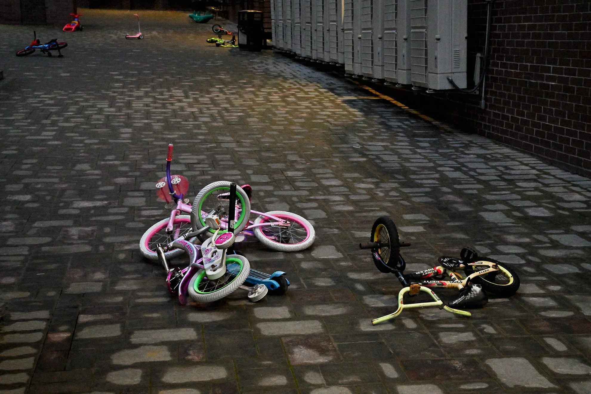 kids_bikesF72.jpg