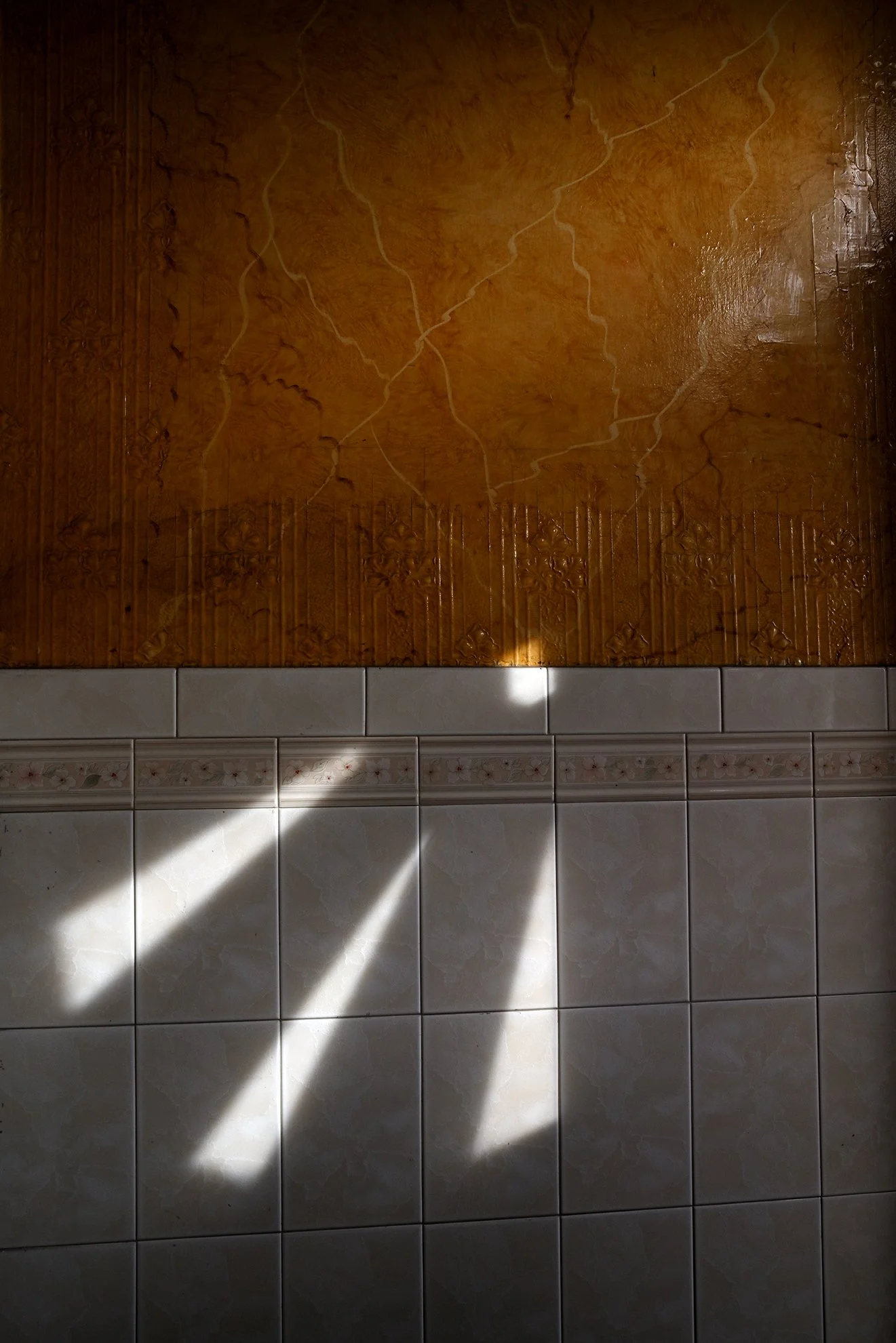 frontdoor_3lightF72.jpg