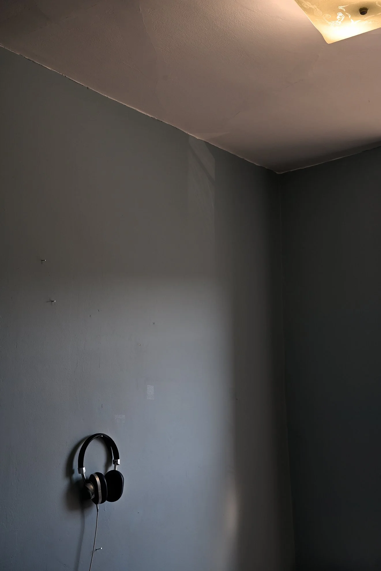 headphones_corner_1F72.jpg
