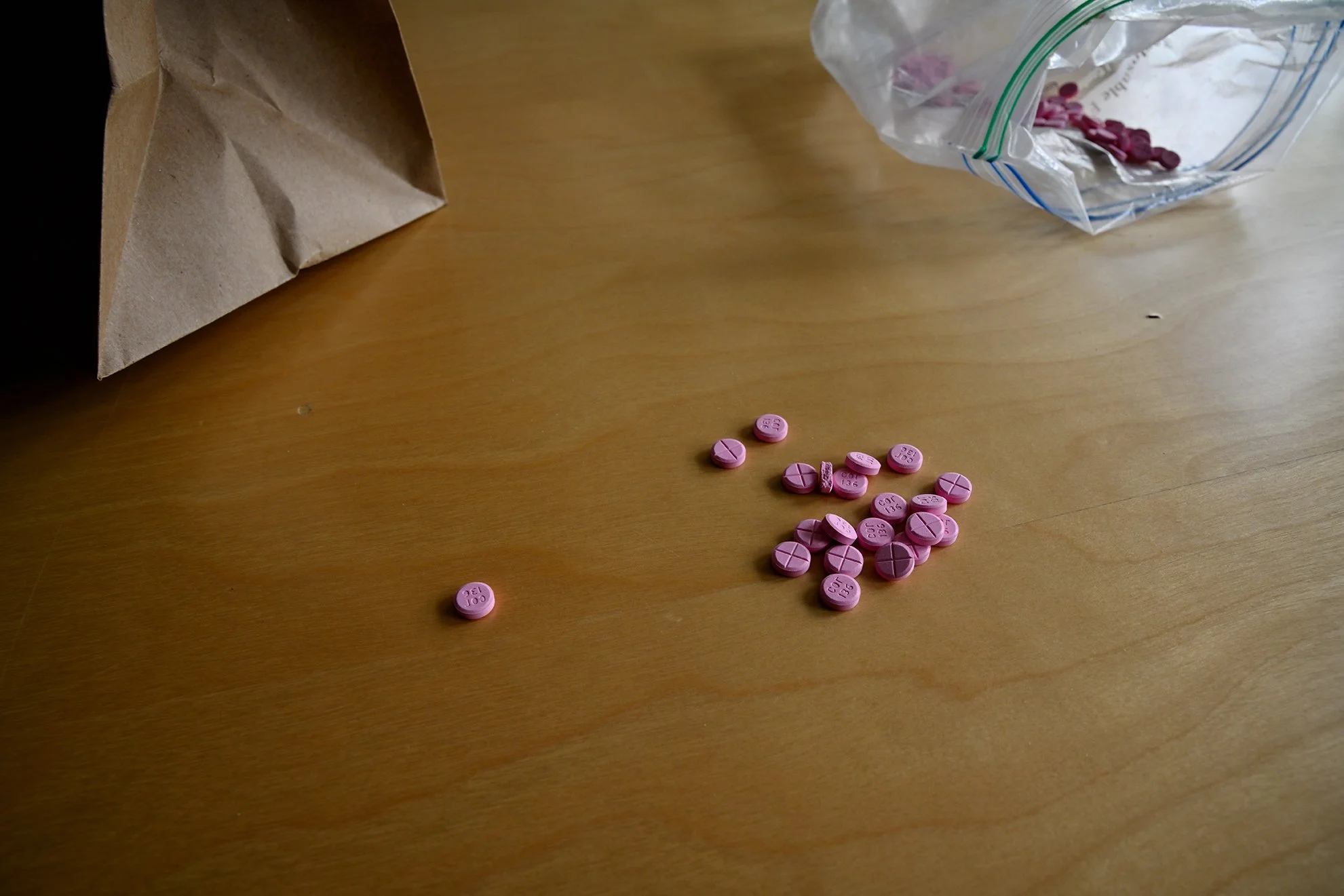pinkpills_ziplock_b_1F72.jpg