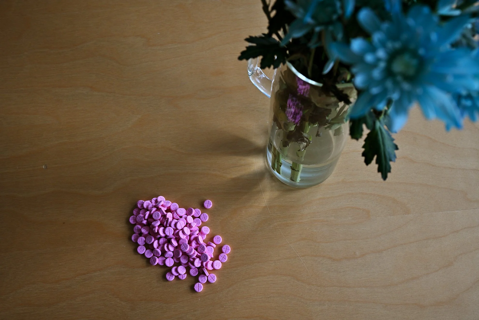 pink_pills_flowers_1F72.jpg