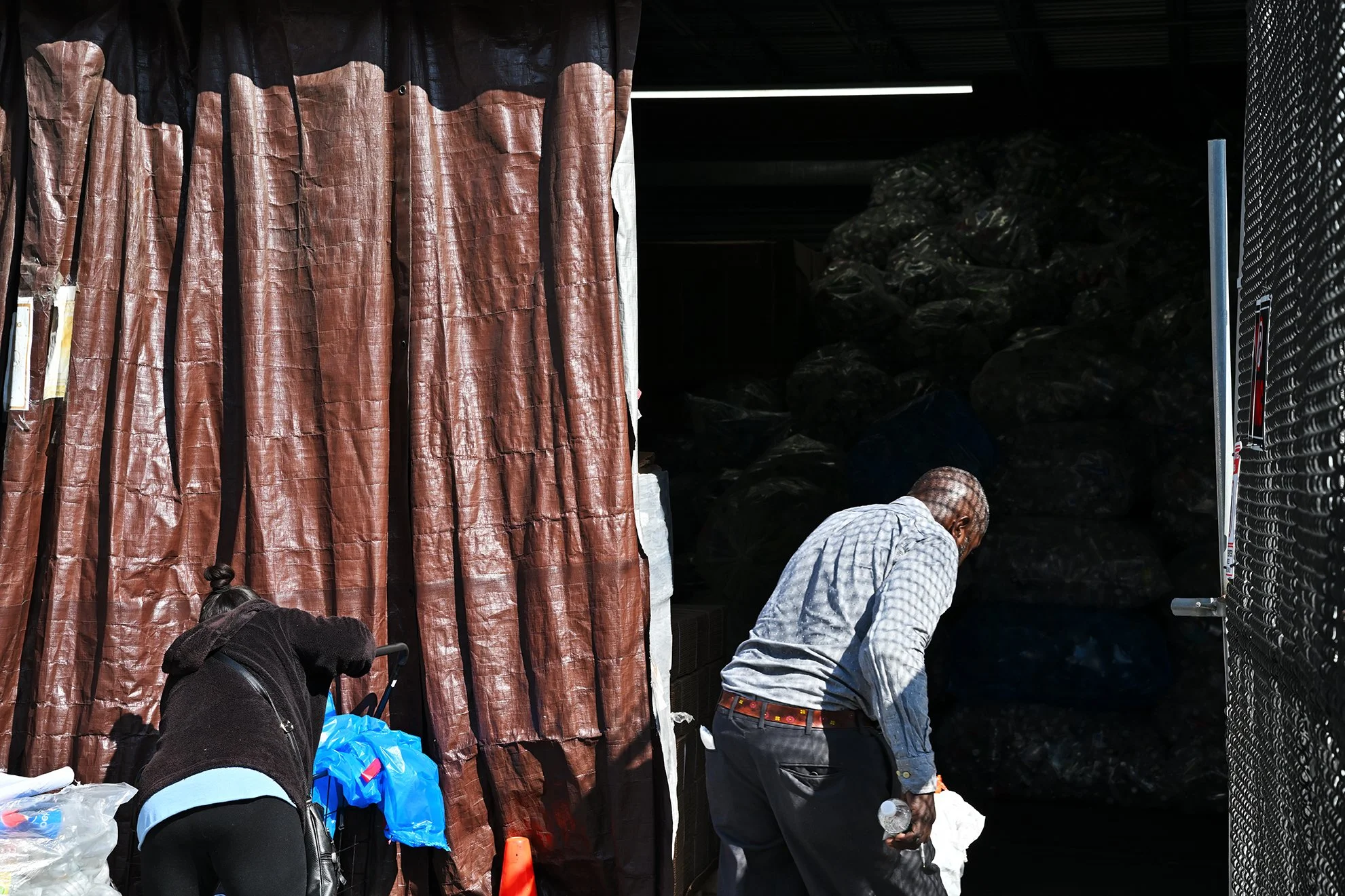 brown_curtain_recycle_1F72.jpg