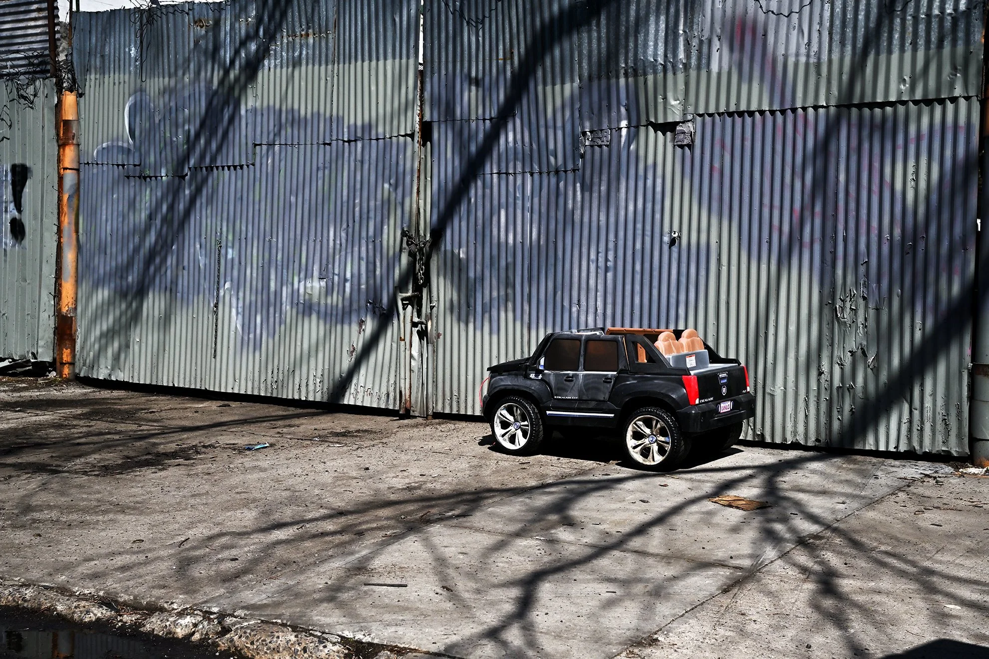 toy_cadillac_1F72.jpg