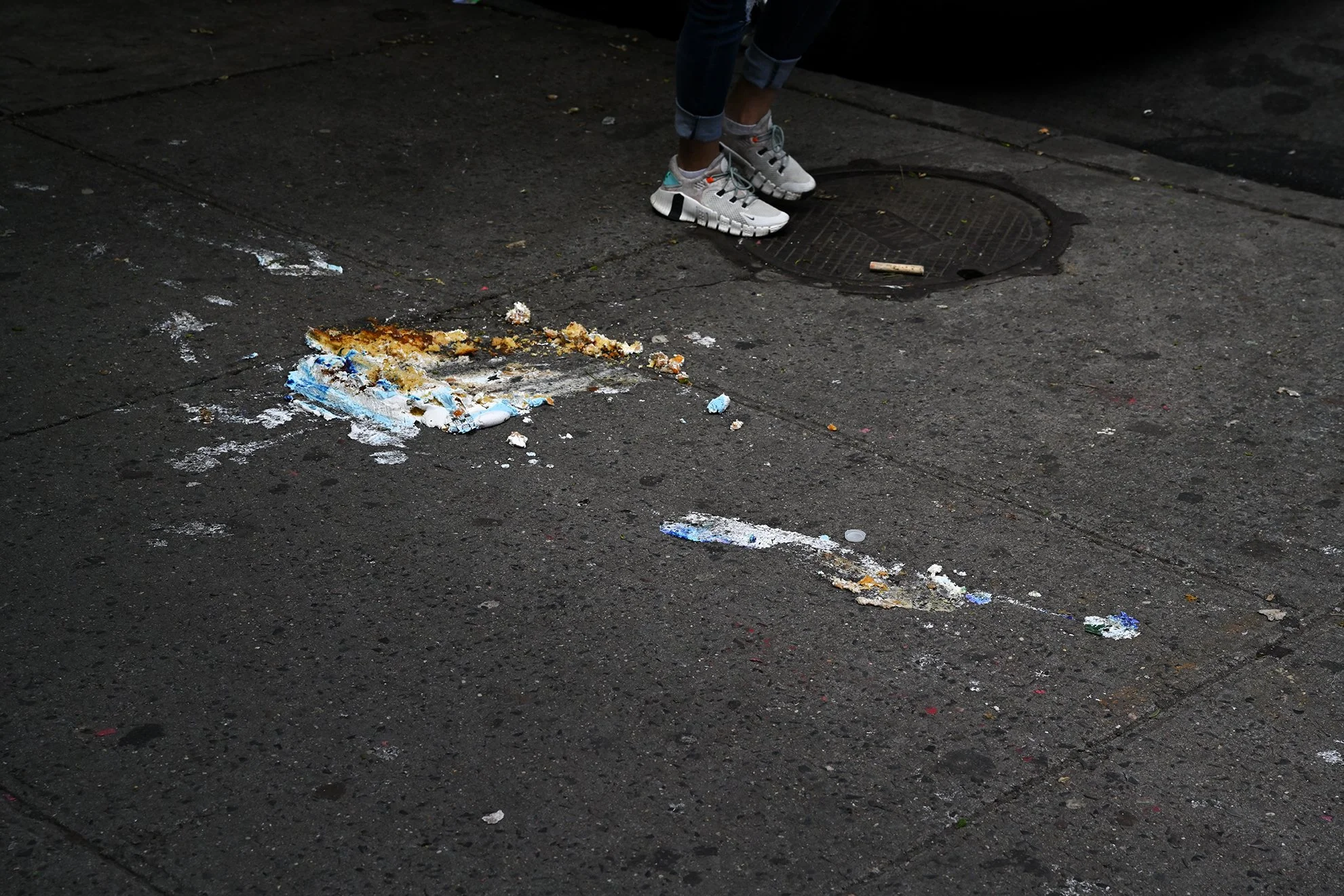 cake_sidewalk_b_1F72.jpg