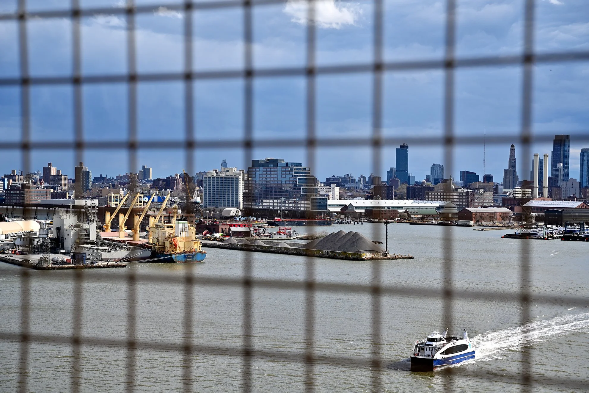 grid_ferry_1F72.jpg