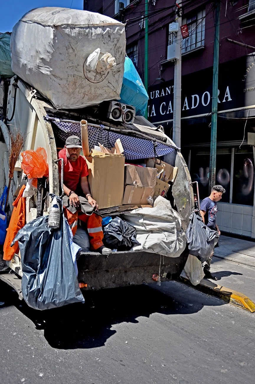 093_troque_basura_atras_F72.jpg