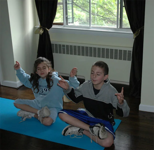 Gianna & John's funny ways of trying anything
