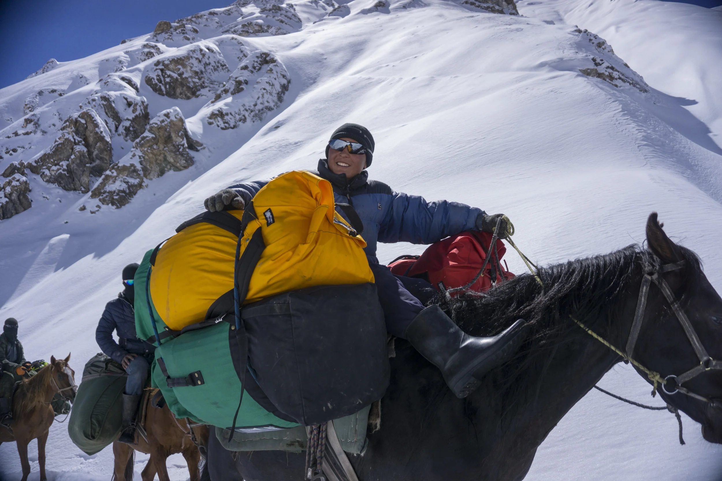 De 'horsemen' die met hun paarden materiaal naar ABC brengen. 