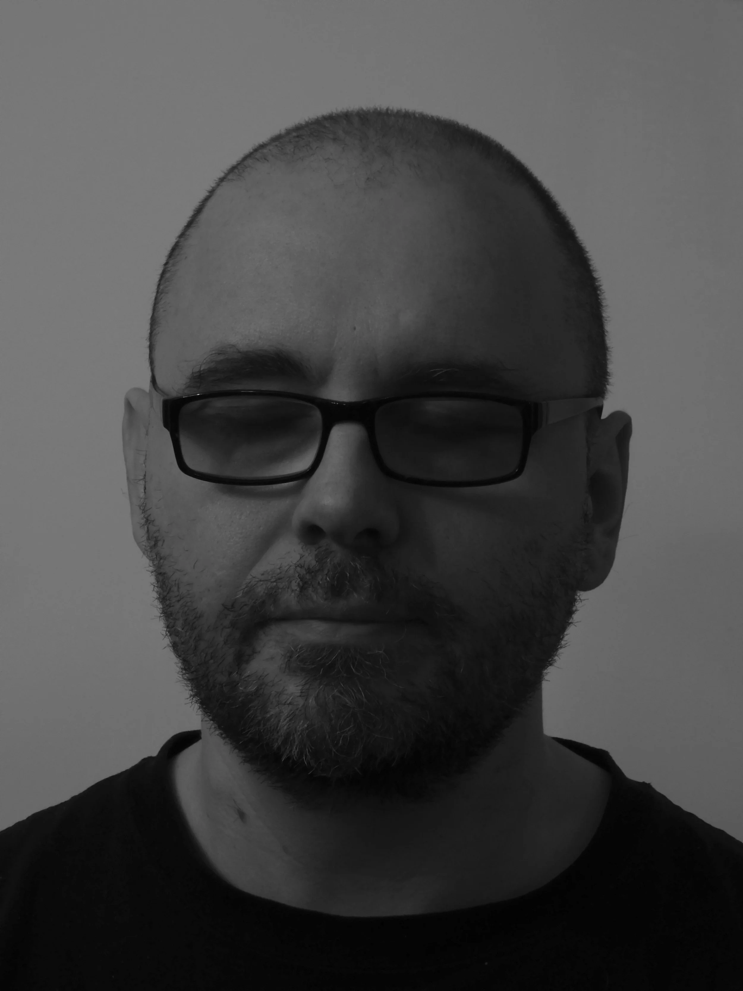 Rob TBR headshot.jpg