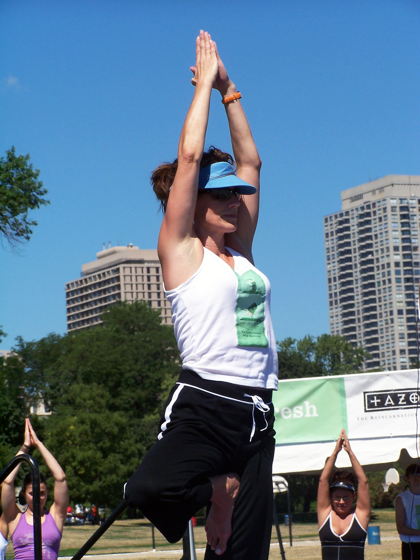 starbucks chicago yoga event