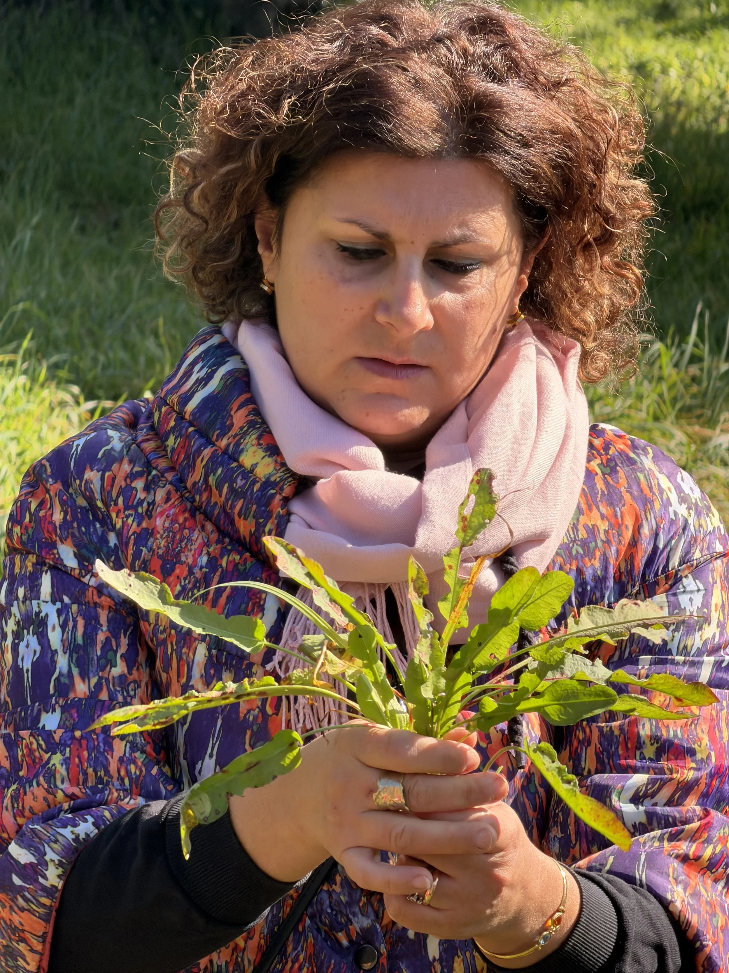 Umbria:Foraging with Mara.jpg