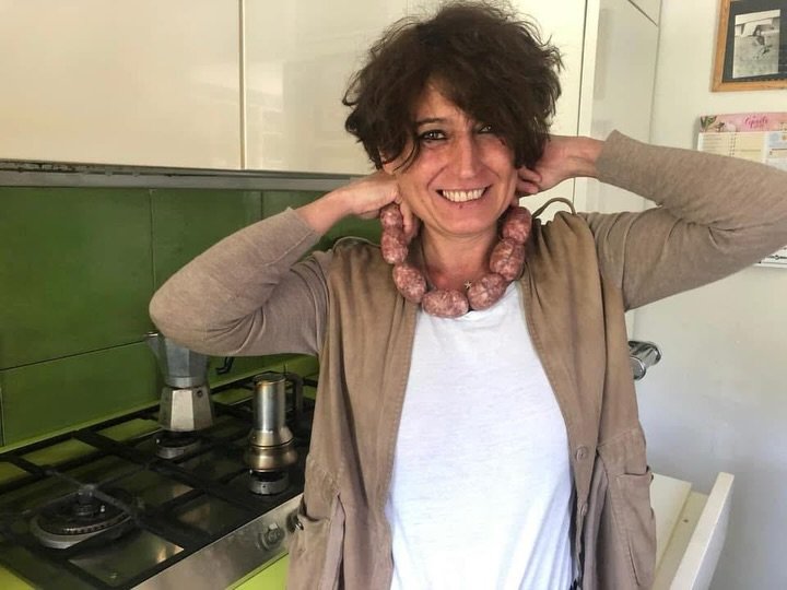 ▪️SISTERS &amp; SILLINESS▪️

Among the many things I miss about my big sister, that she wore sausages necklace definitely ranks high. And what sausages! Made by @gerbivalentino 

Being tiny and carnival clad, all bundled up with mamma on the ski slop