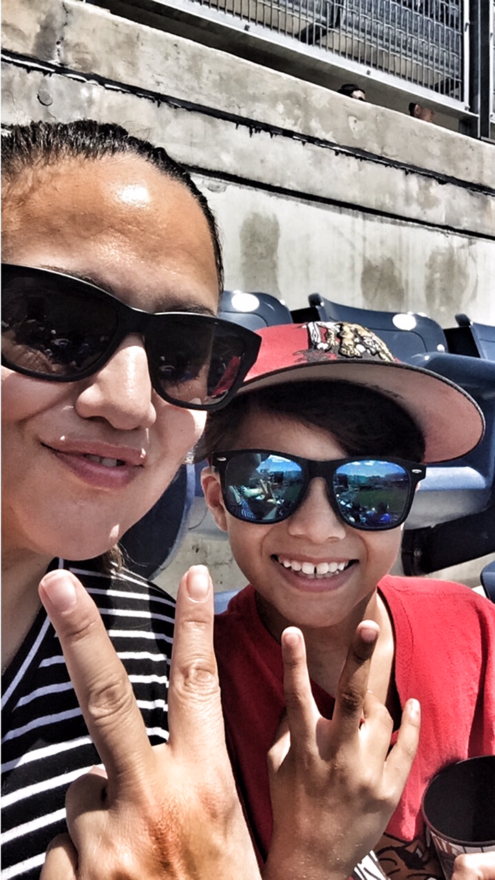 Me and my mommy.. Peace out!