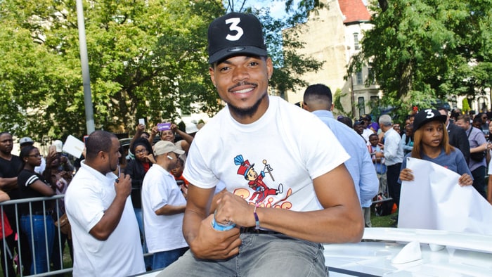 This past weekend your favorite rapper "Chance the Rapper" was the Grand Marshal at the 88th Annual Bud Billiken Parade in Chi-Town south side. Chance surprise everyone with a "Free" concert right after the parade,How cool was that? oh did I mention he also gave away 30,000 backpack to kids for back to school. Chance you're the man and the idea SwaggerDad! I hope more artist follow your lead and give back! Chance is not just talking about helping the community in his home town, but he's walking the walk.Back in March he donating $1 million to Chicago Public Schools.He's doing everything in his power to empower his community. We salute Chance the Rapper , Keep up the great work and keep leading by Example!! FYI they said it was one of the best day in Chi-Town in a long time. #StopTheViolence