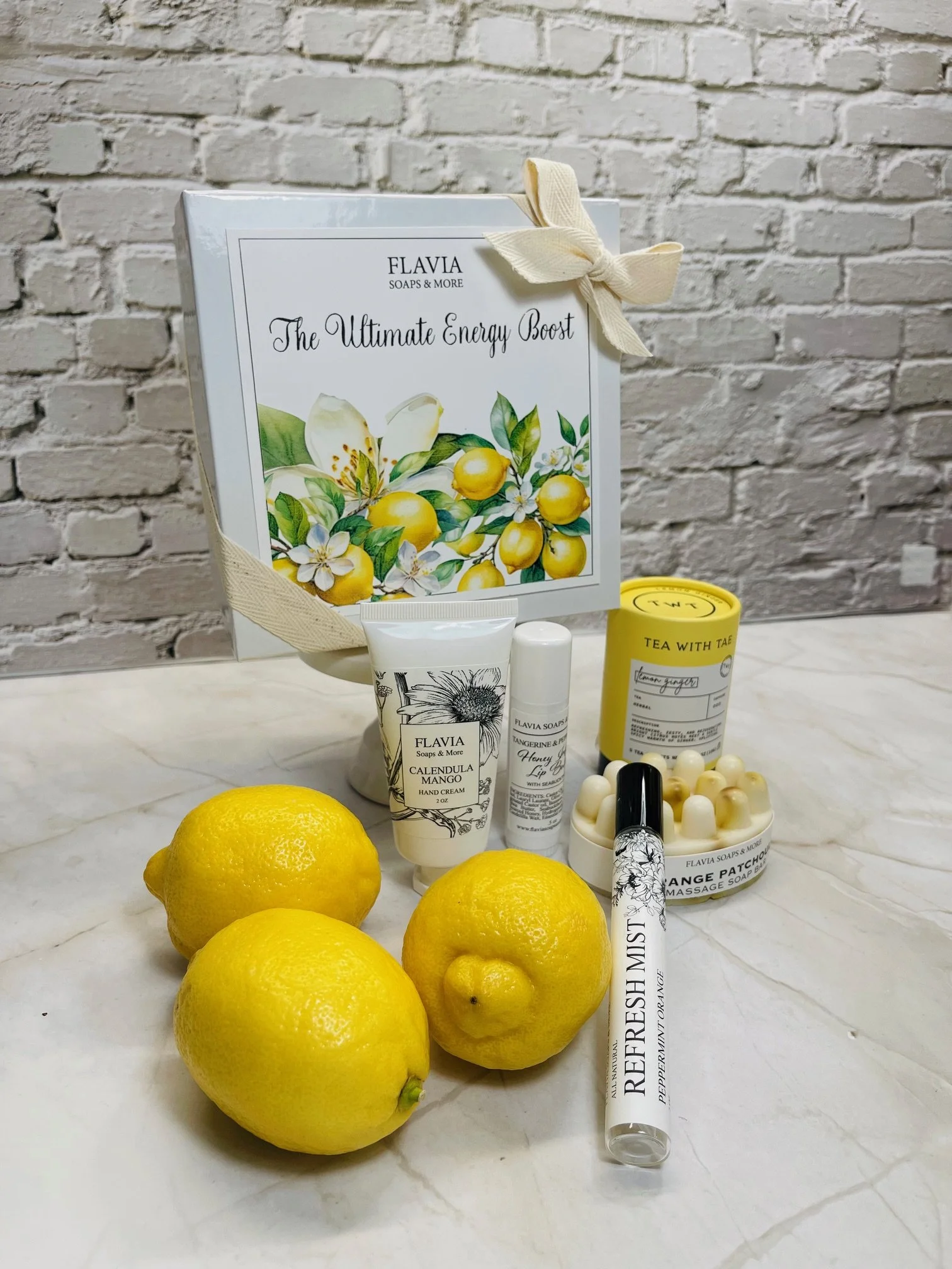 Lemon_box_curated_flavia.jpg