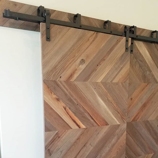It is all in the details.
These G O R G E O U S custom closet doors were just installed in our client's bedroom and we are in looooooove with them!
We bring on artists to our team for a reason. The magicians we work with that do our woodwork are tw
