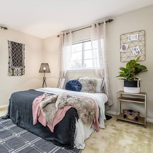It is Wednesday.
Park City // two new builds
Salt Lake City // two interior renovations
California // one new build, six interior renovations, three stagings
How is your Wednesday?