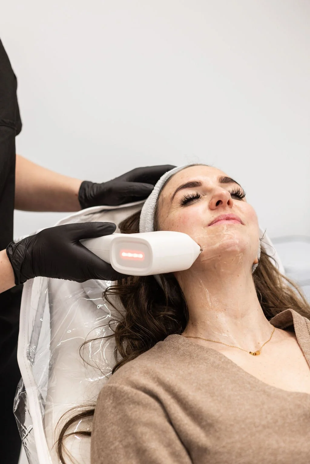 HIFU Skin Tightening