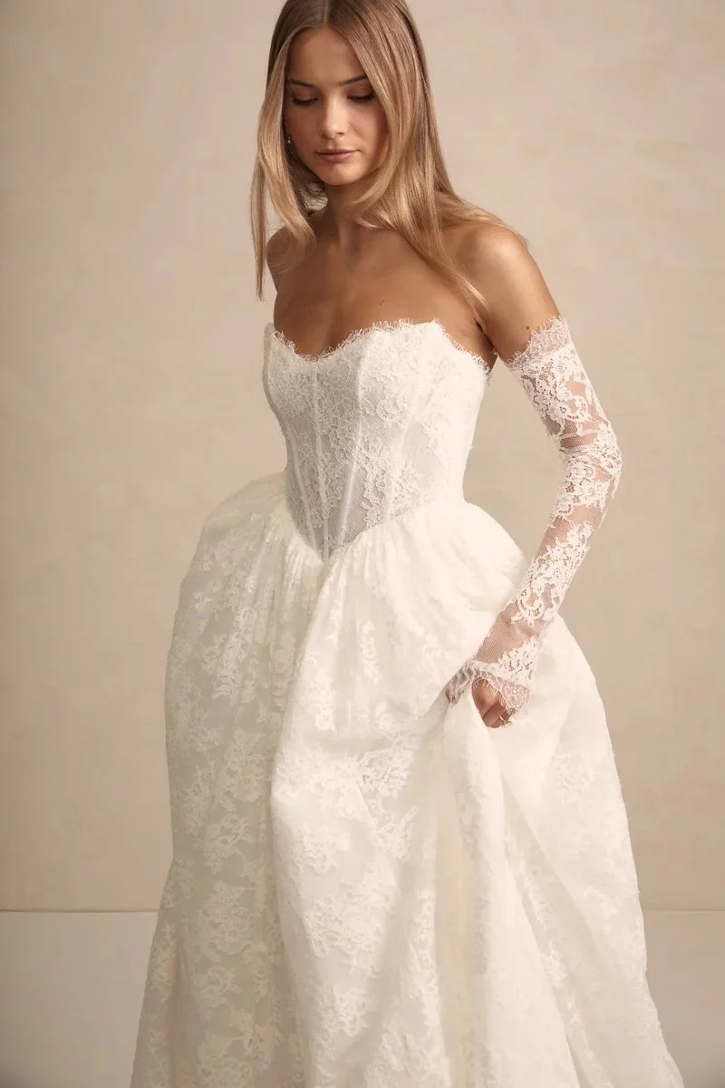 Current Favorite Trends: Delicate Lace