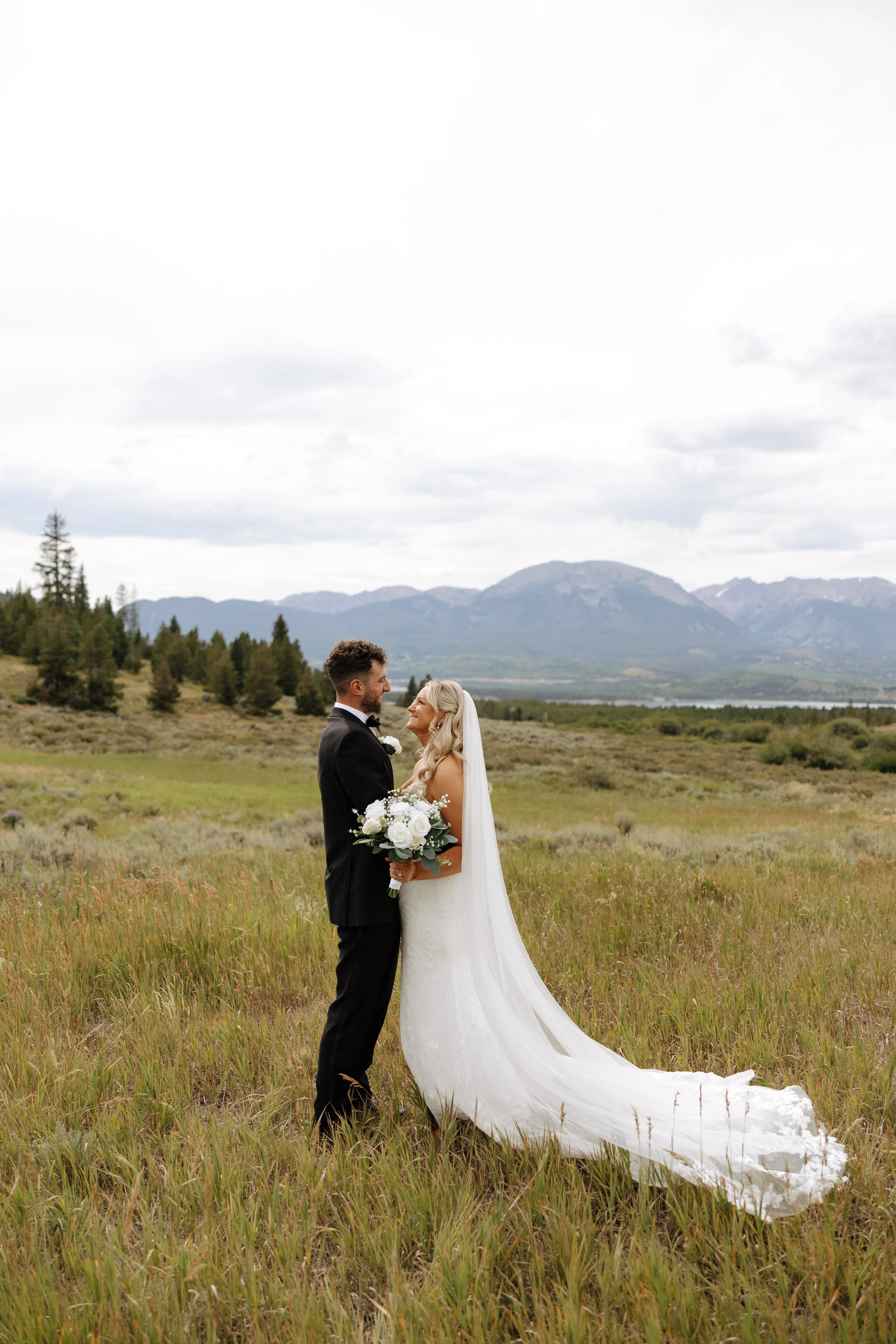 Newlyweds_-9.jpg