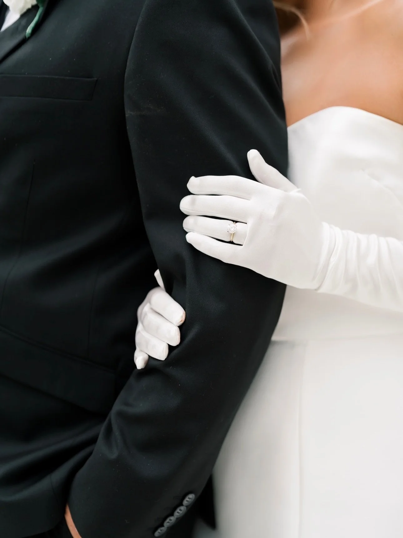 Wedding day wisdom from a few of our HOW brides 💌 What do you wish someone had told you before your day?!

#houseofwhitebridal #weddingdayadvice #bridaladvice #weddingday 

House of White is an intimate bridal experience in the heart of Historic New