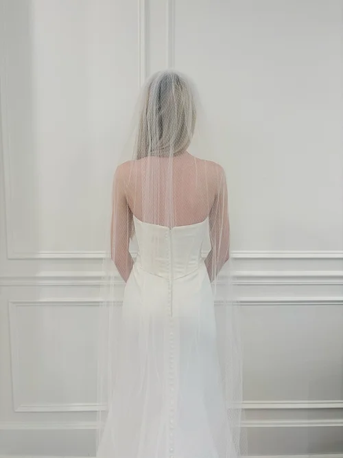 Ready to Wear Veils, Bows & Belts display picture 1
