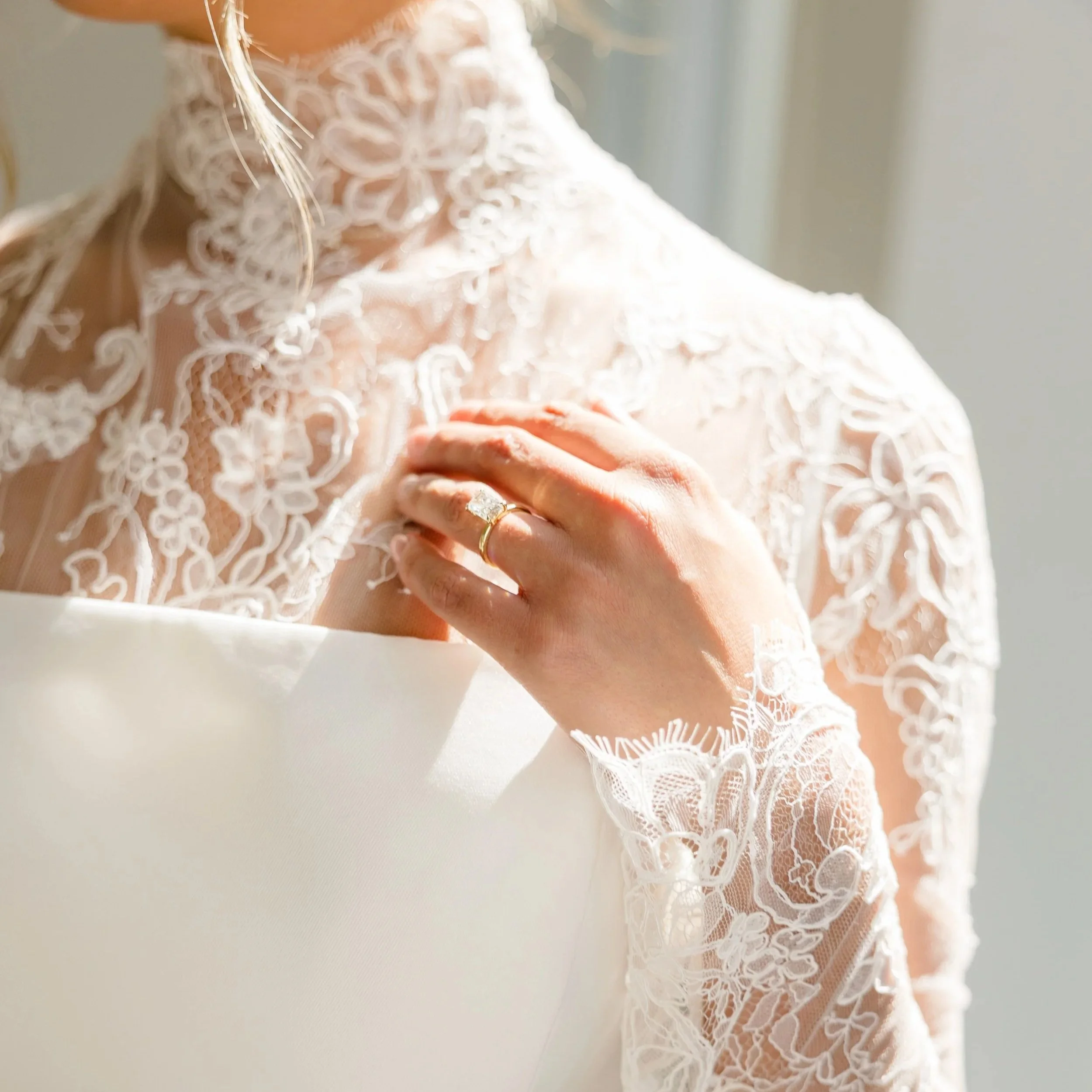 Engaged Over The Holidays? Read This Before You Try On Wedding Gowns!