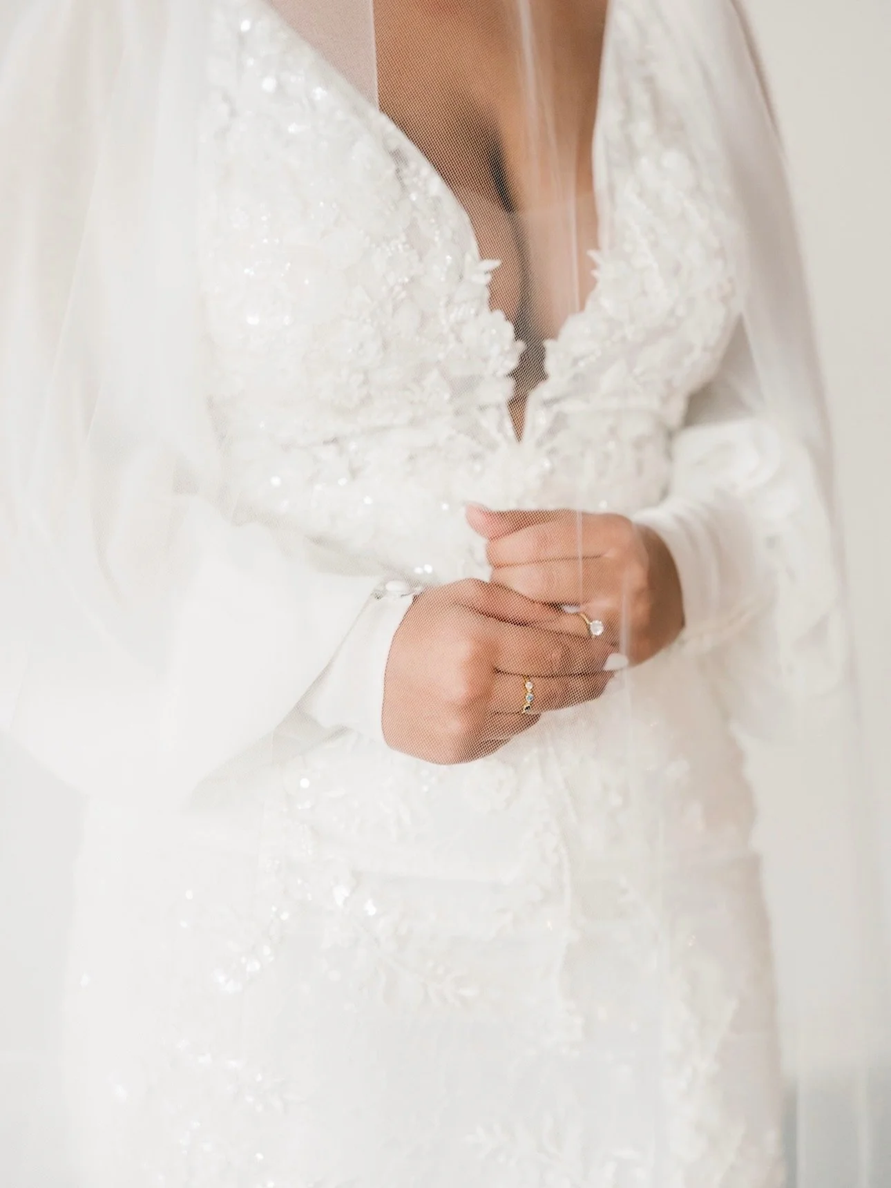 McKenna + Ty &bull; December 06, 2025

&ldquo;Caroline has such a calming personality and made the whole experience unforgettable!&rdquo; - McKenna 

Gown: Cameron by @mwlbride 
Sleeves: @essenseofaustralia 
Veil: Linen by @tonifedericiveils 

Photog