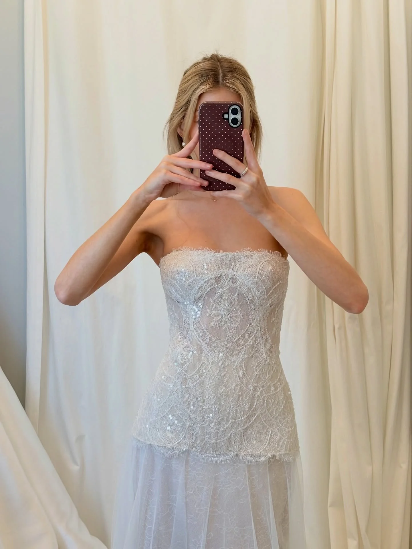 These visitors from @watters arrived just in time for the weekend, and somehow they&rsquo;re even better than we imagined 🫶 Tell us your favorite below! 

#houseofwhitebridal #bridalstyle #wattersbride #bridaltrends 

House of White is an intimate b