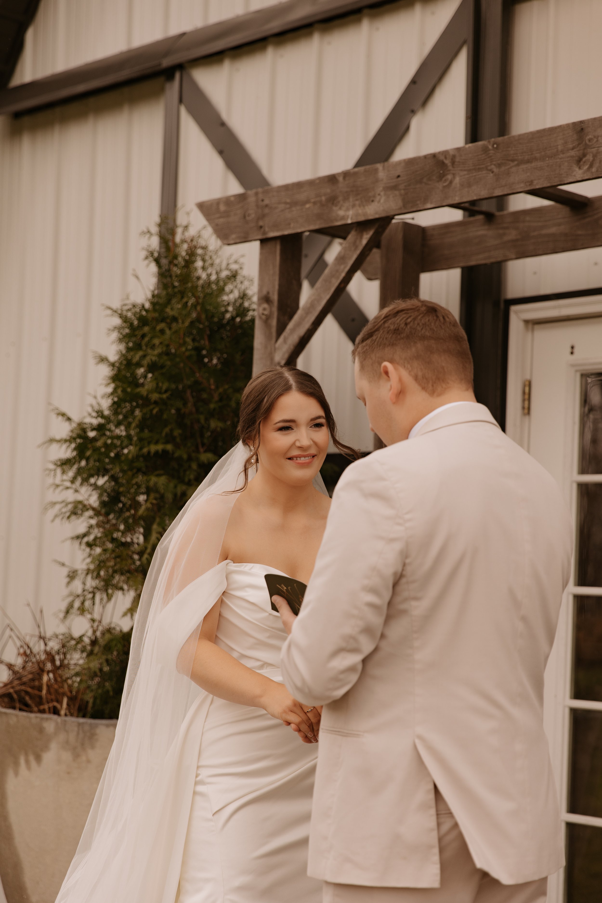 hayzanewed-225.jpg
