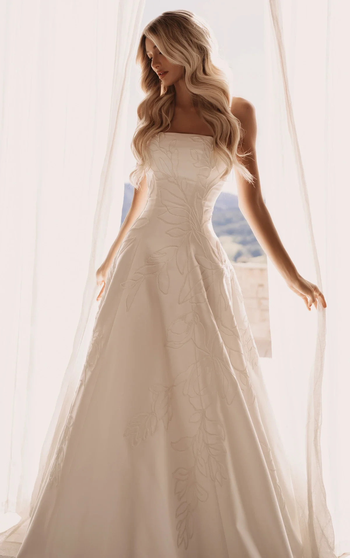Elevating Your Bridal Vision: Martina Liana