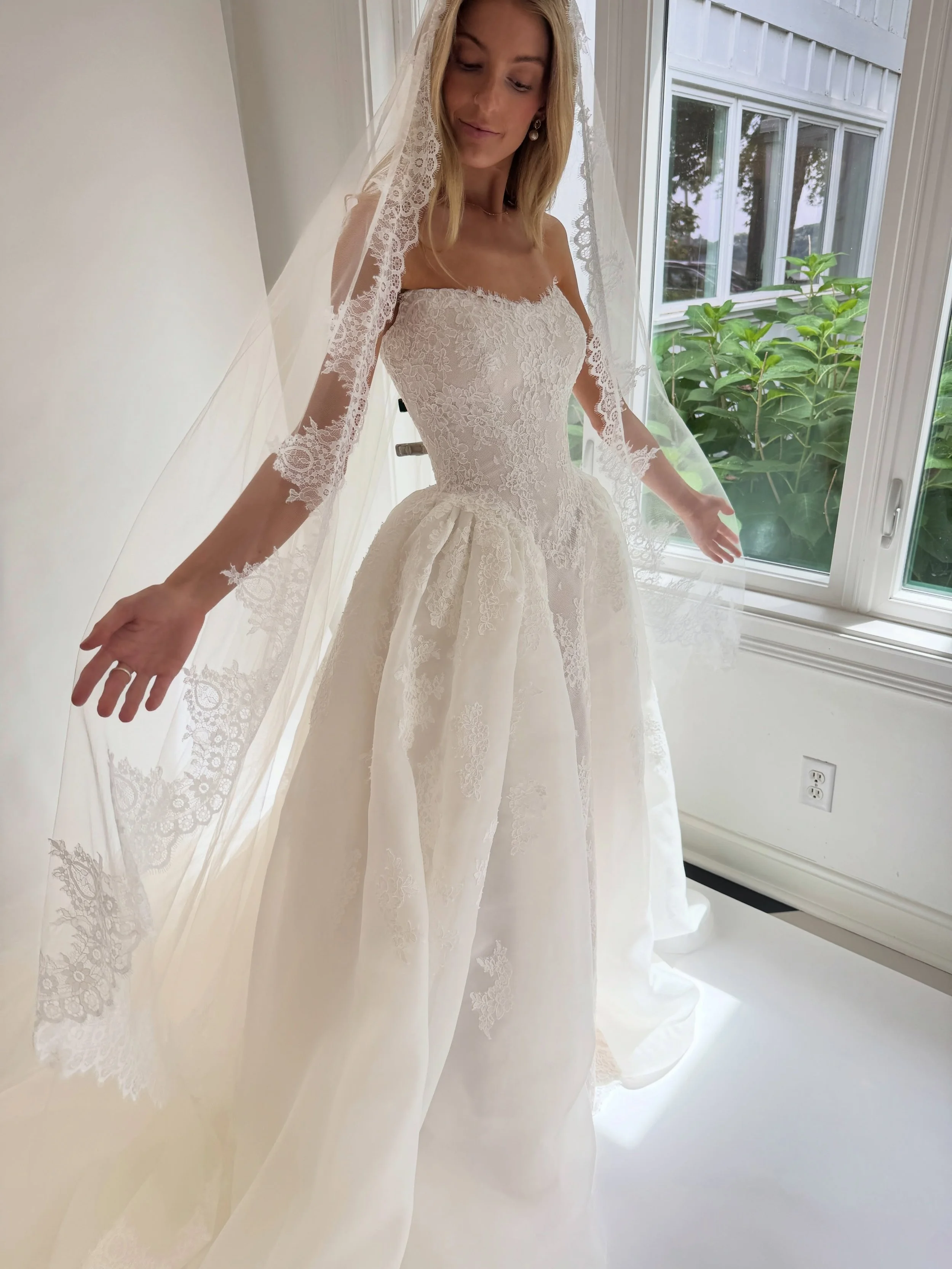 For our lace girlies 🤍

We&rsquo;re adoring this new beauty by @essenseofaustralia (and paired with a lace veil is just *chef&rsquo;s kiss*)

From the designer: Style D4573 is a whimsical take on the traditional ballgown, prioritizing texture and li
