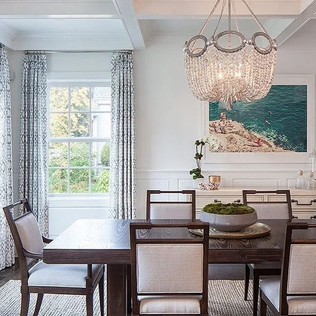 &quot;Never miss an opportunity&quot;. (Said the chandelier as she took center stage and glowed) via @ro_sham_beaux .
.
.
.
.
.
#interior #inspiration #interiordecorator #interiordecor #architecture #girlboss #interiors #homedesign #interiorinspo #mo