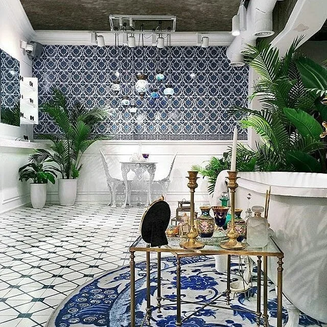 Let's get away together and practice a little self care for the new year. 💙💙💙Via @elledecor.
.
.
.
.
.
#interior #inspiration #interiordecorator #interiordecor #architecture #girlboss #interiors #homedesign #instalove #interiorinspo #luxury #inter