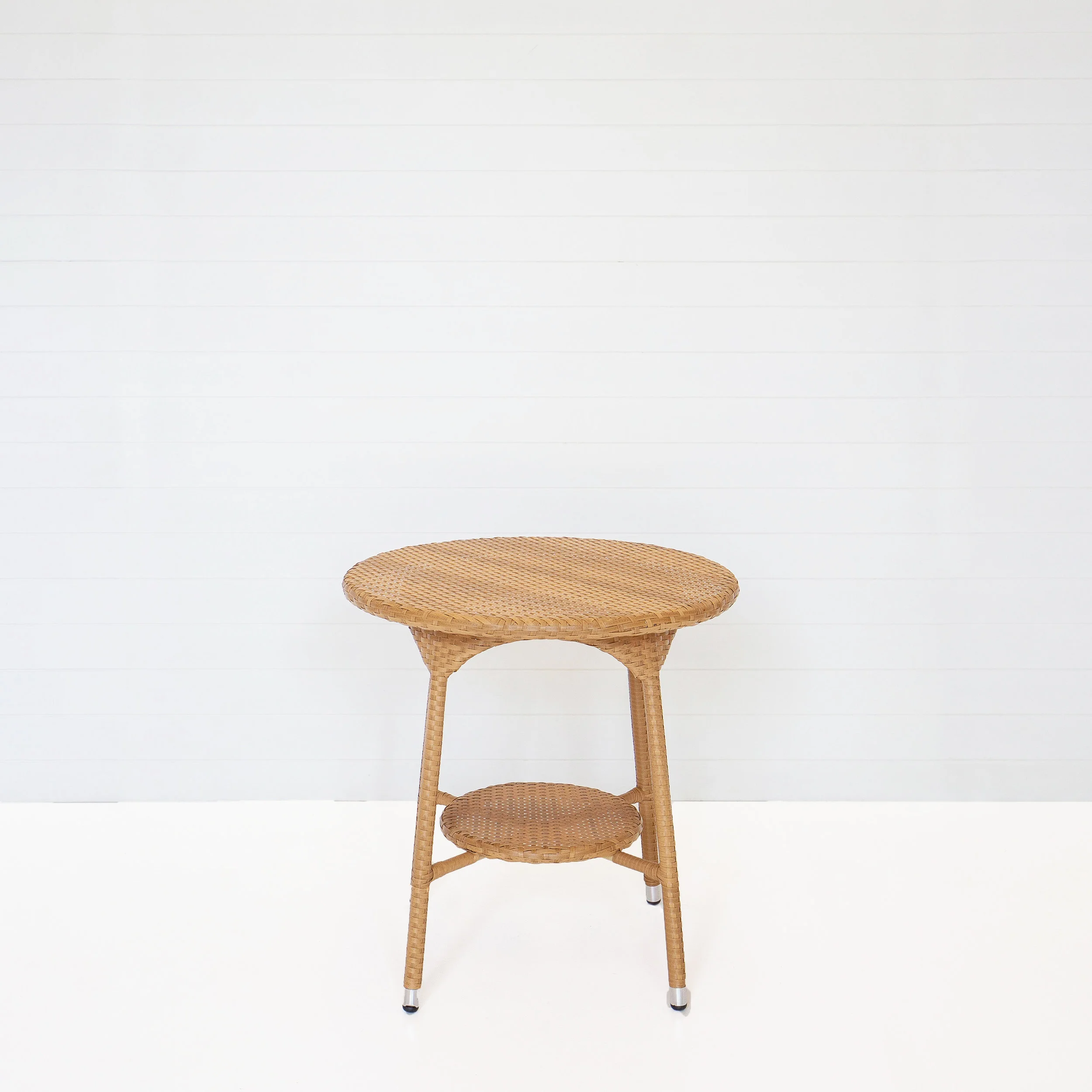 Dune Round Table Hampton Event Hire Wedding & Event Furniture Hire