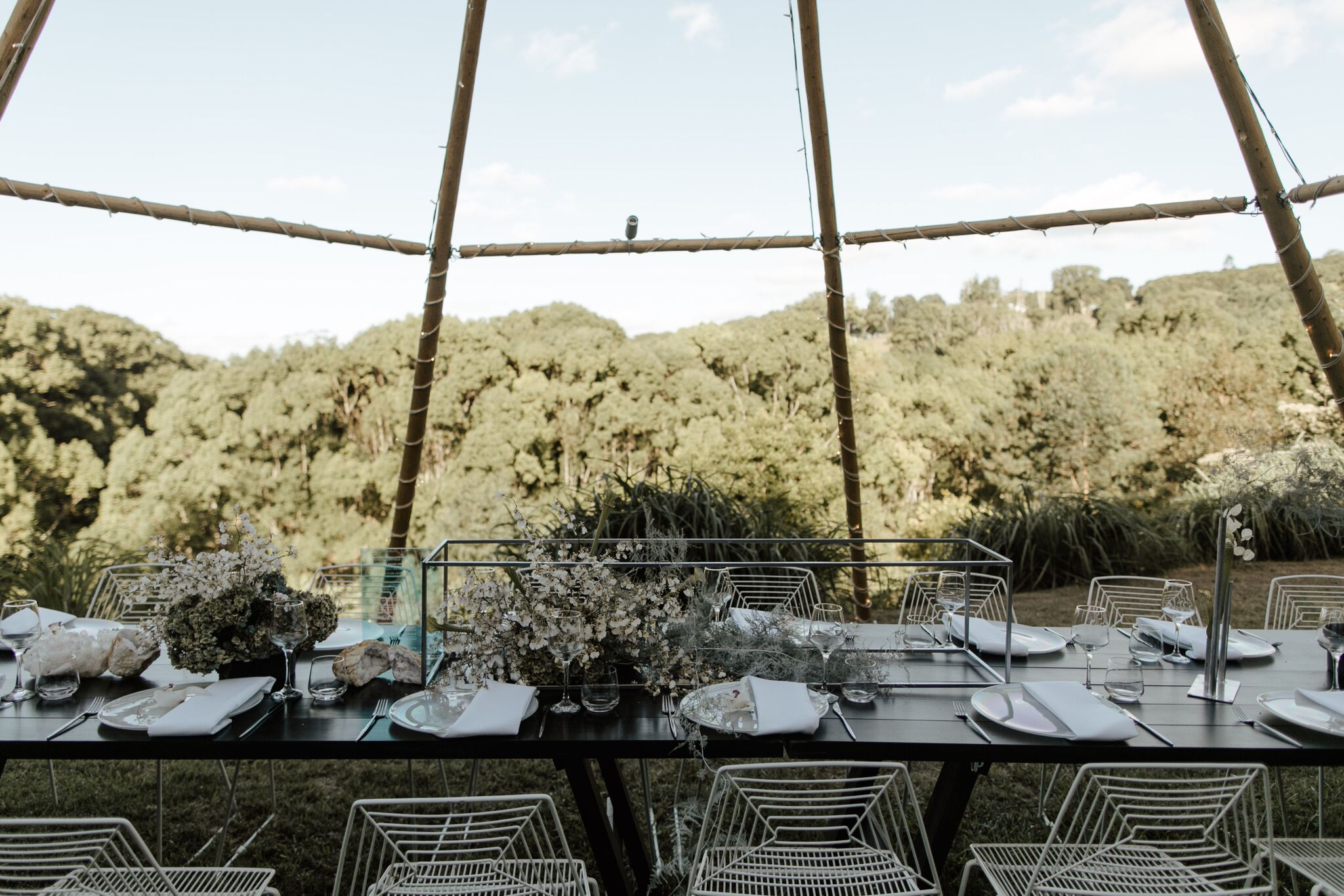 A disco-inspired Byron Bay wedding surrounded by nature at Friday Hut Road | Hampton Event Hire, Wedding and Event Hire | Fleur & Threads | Photo by Jimmy Raper