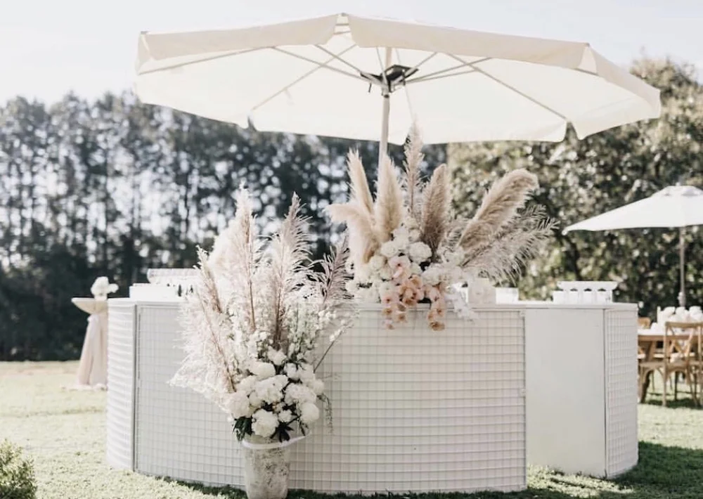 Modern Luxe Cocktail Wedding Styling Ideas9.jpg