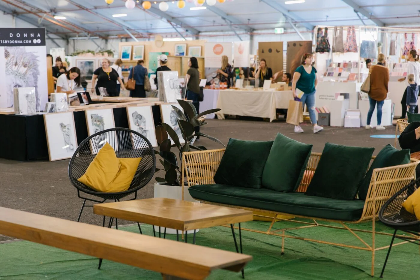 Brisbane event furniture hire2.jpeg