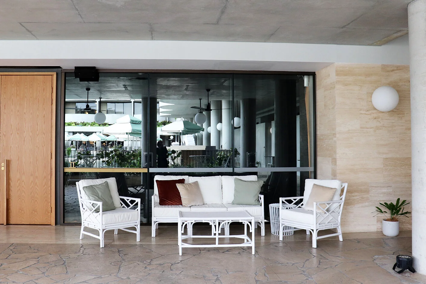 Hamptons White Sofa Package With White Cushions Hampton Event Hire