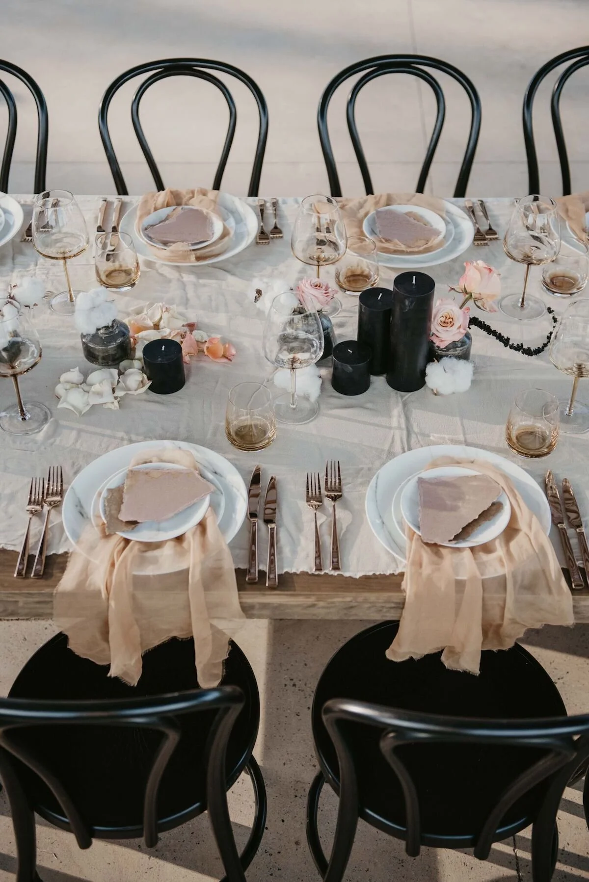 How to Choose Your Dining Tables and Dining Chairs Wedding Furniture