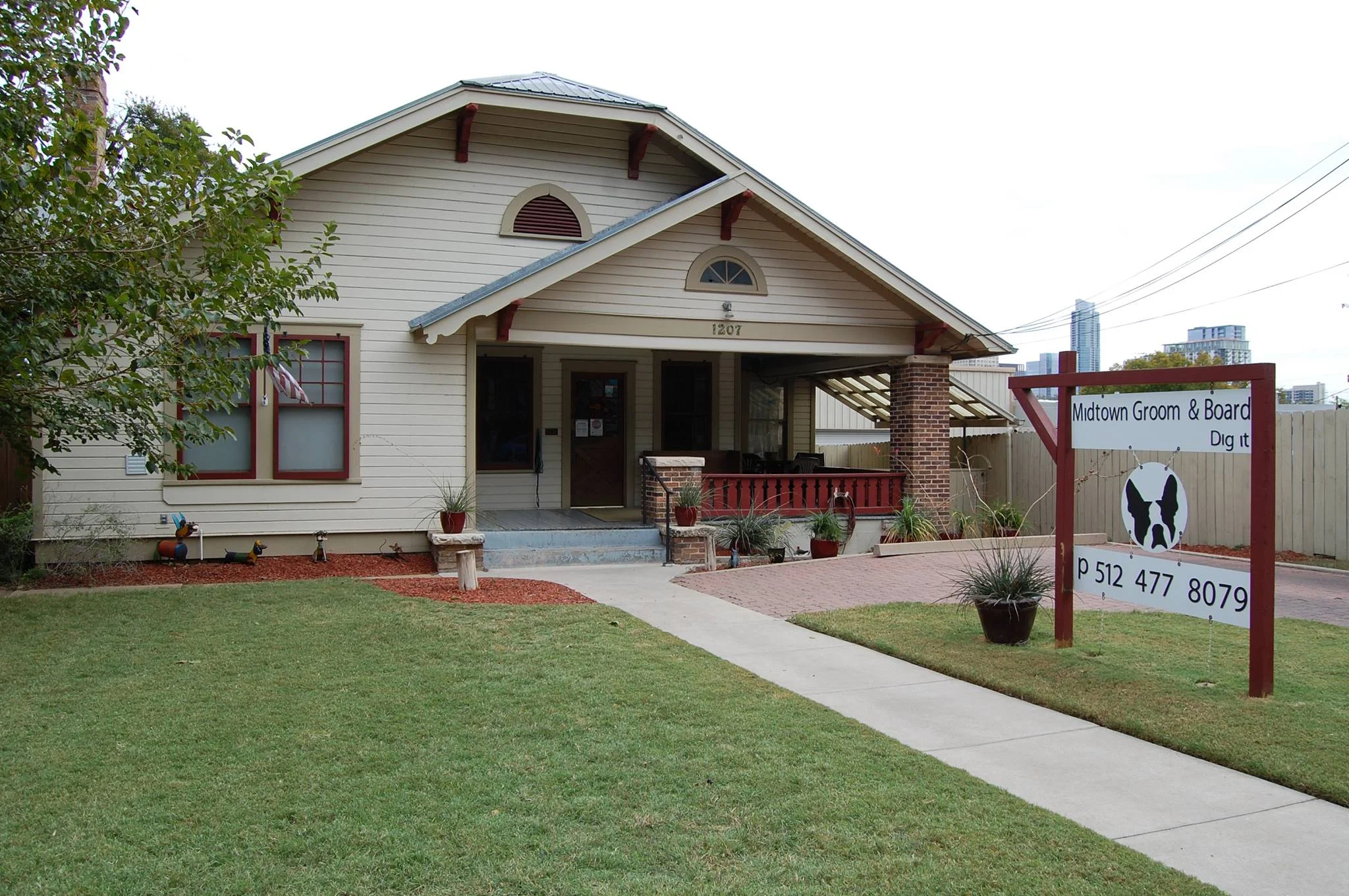 happy days groom and board