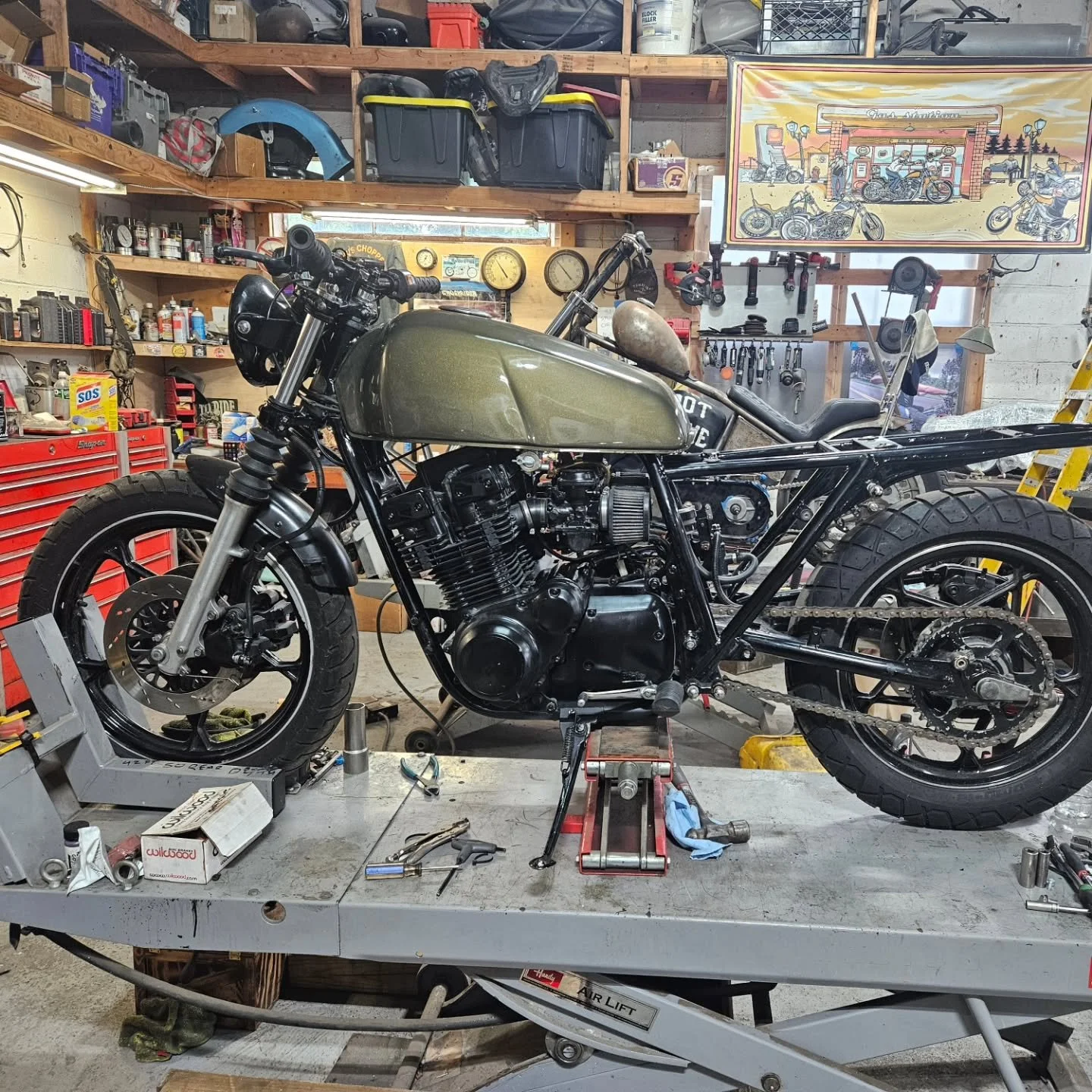 Some before and after progress shots of the GS750 cafe build. Bolt on subframe taking shape. Next step to turn some highly accurate cardboard into some sheet metal. 
#suzuki #caferacer #gs750 #customfabrication #custommotorcycle #becauseracebike #new