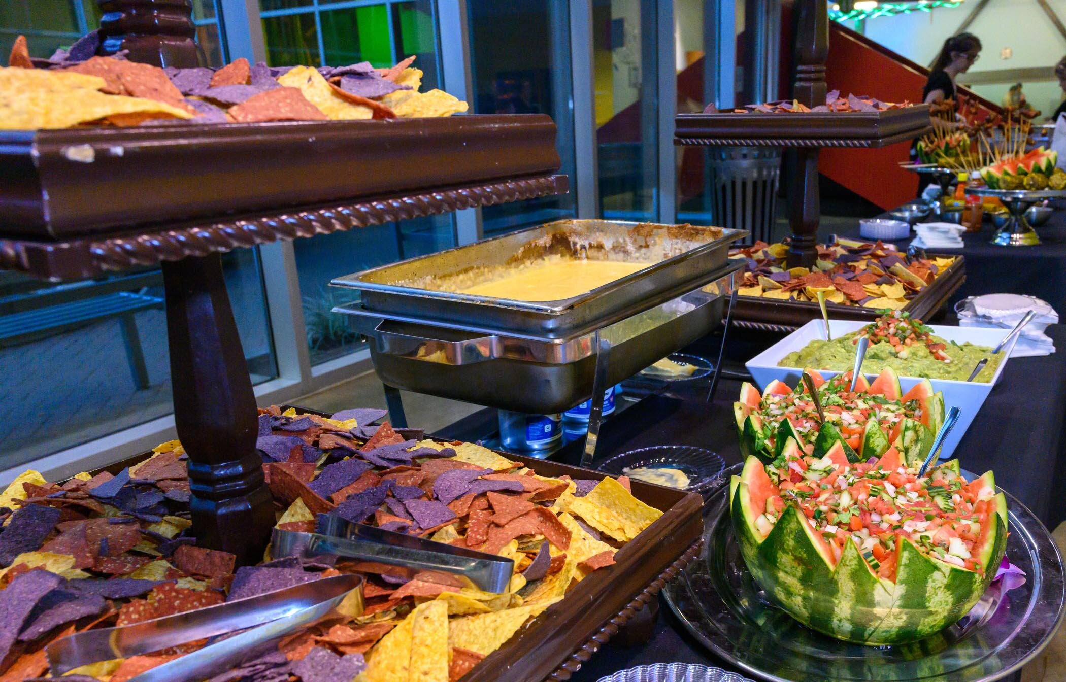 GOV_2308_buffet-cropped-resized.jpg