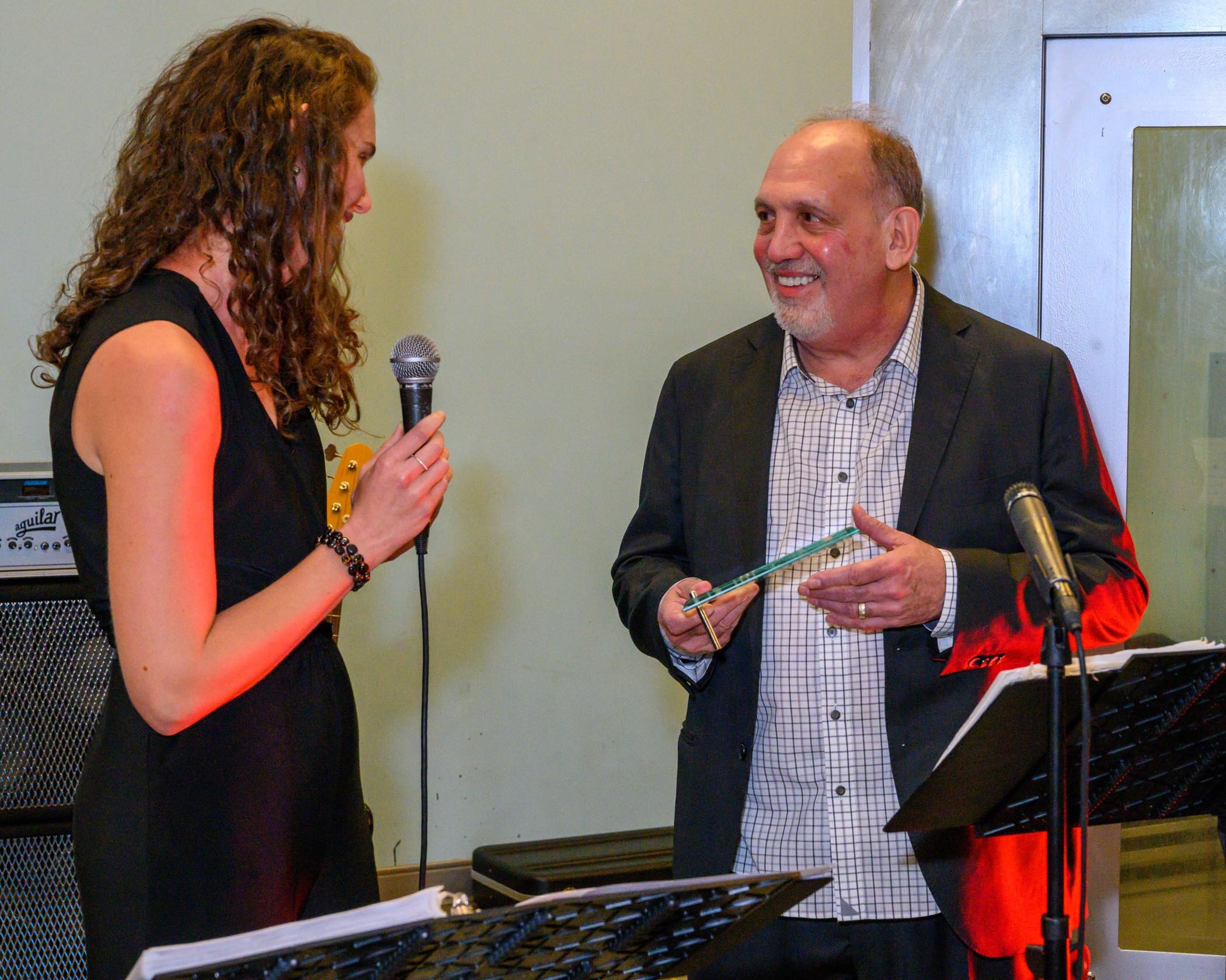GOV_3022_sophie-and-larry_resized.jpg