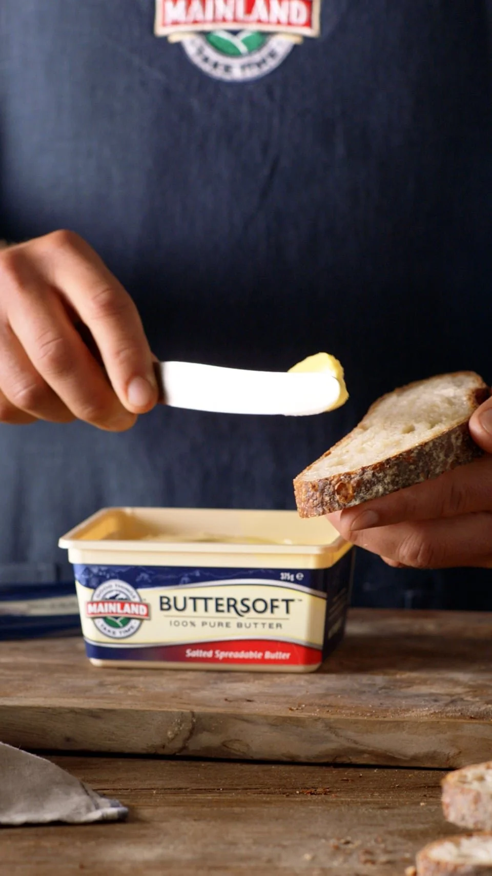 Mainaland_ Butterfsoft_DOOH_1080x1920_07SEC_15 (2)